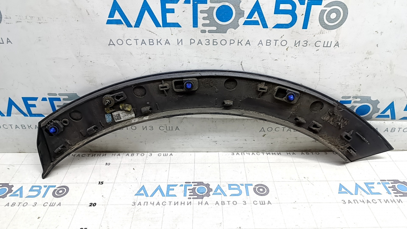 Накладка арки крыла задняя правая Audi E-Tron 19-23 в цвет кузова, графит LZ7S, скол
