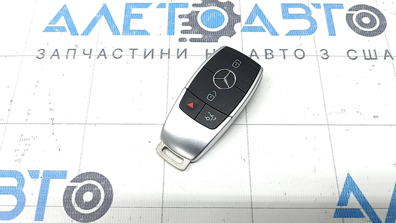 Ключ Mercedes A-class V177 19-22 4 кнопки