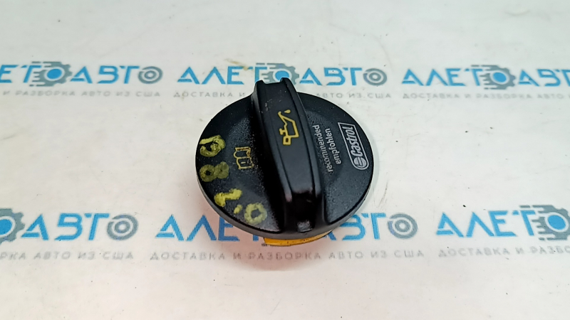 Крышка маслозаливной горловины VW Passat b8 16-19 USA 2.0T TSI DDSA