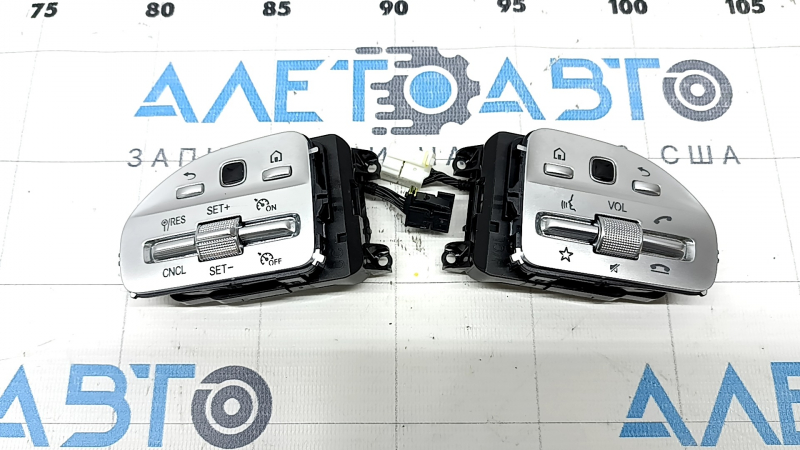 Кнопки управления на руле Mercedes A-class V177 19-22 хром, AMG pkg