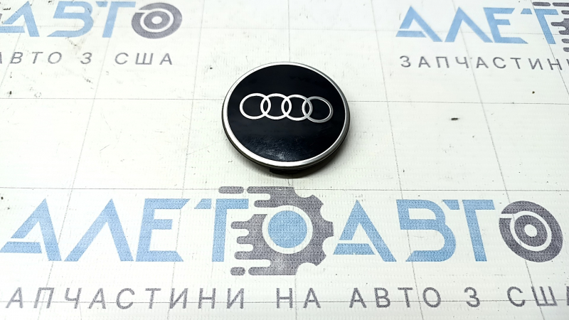Центральный колпачок на диск Audi A5 F5 21-25 61.5/56мм, черный глянец