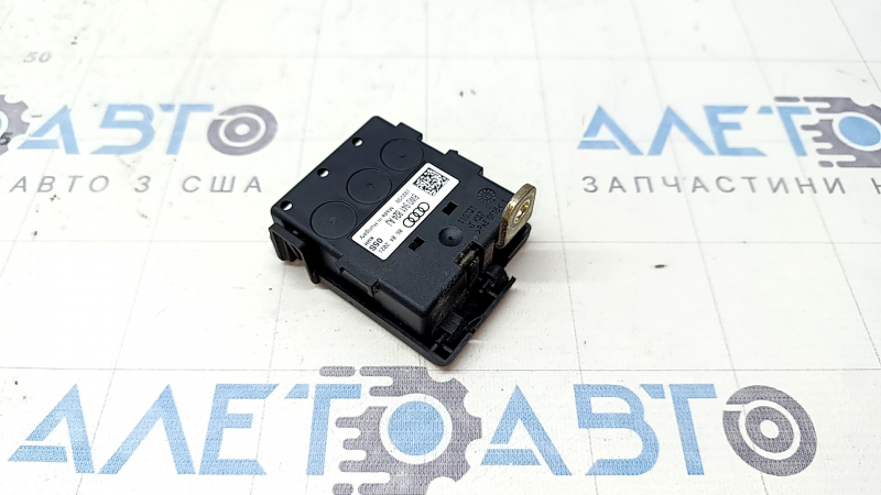 Блок предохранителей АКБ Audi A5 F5 17-25