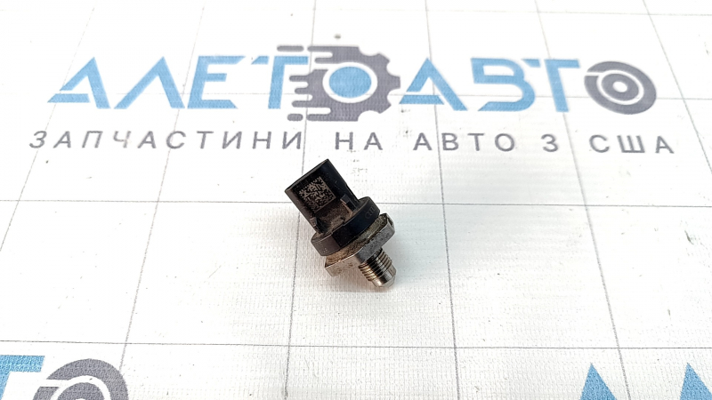 Датчик давления топлива Audi A5 F5 21-25 MHEV на рейке