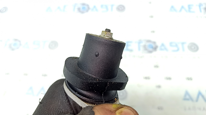 Опора двигателя правая Audi A5 F5 18-25 2.0T, MHEV микротрещины