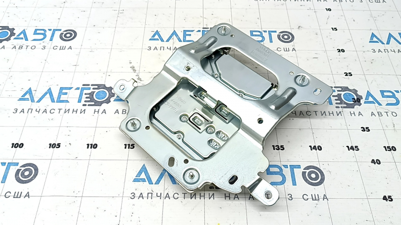 Усилитель аудио Ford Escape MK4 20-22 Bang & olufsen