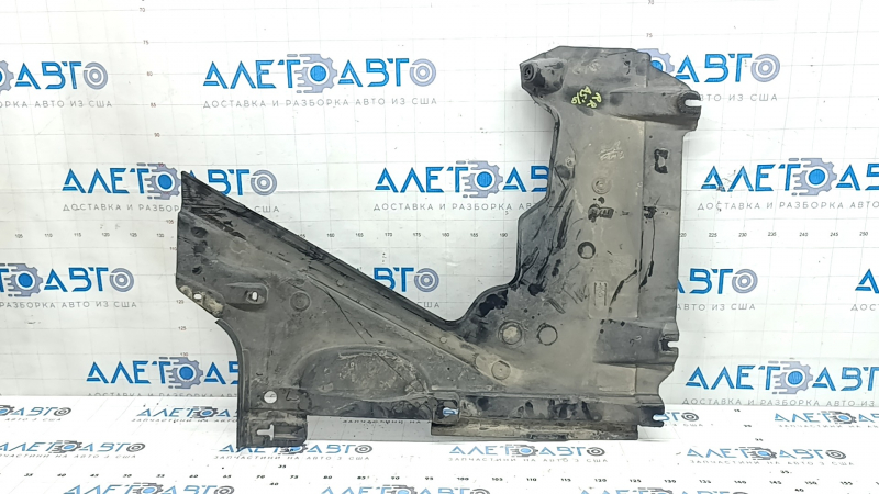Защита днища задняя правая Audi A5 F5 18-25 трещина