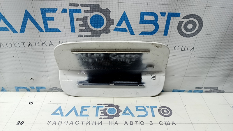 Лючок бензобака Audi A5 F5 18-25 5D