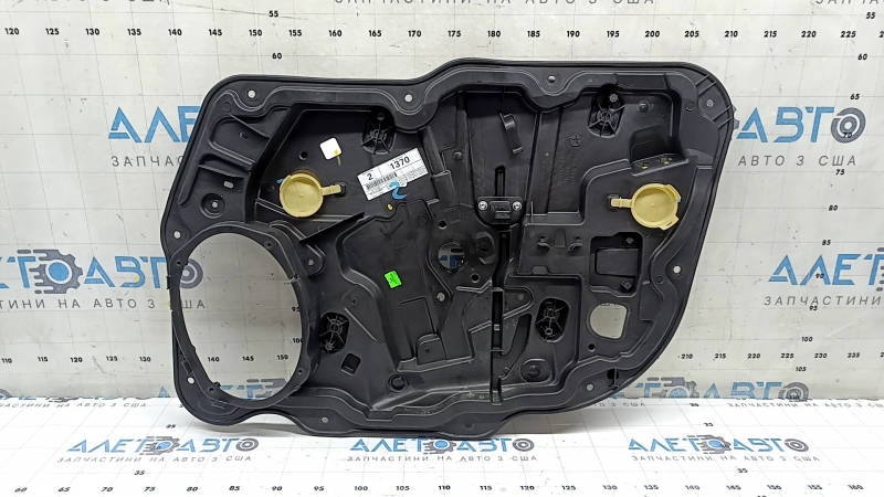 Панель двери внутренняя передняя правая Jeep Compass 17-26