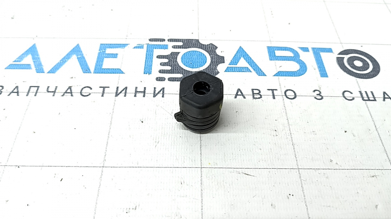 Отбойник капота правый Mazda CX-90 24-26