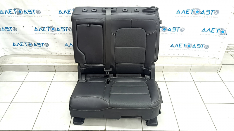 Задний ряд сидений для Ford Escape MK4 2020-2022, в черной коже с перфорацией