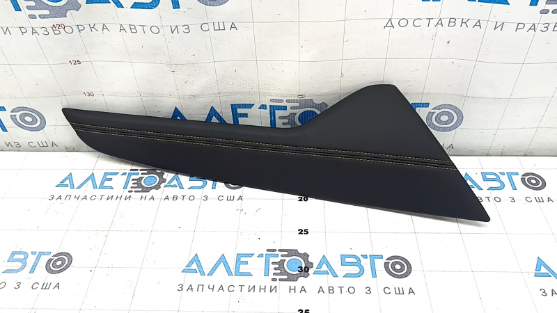 Накладка центральной консоли боковая правая Mazda CX-90 24-26 кожа черная