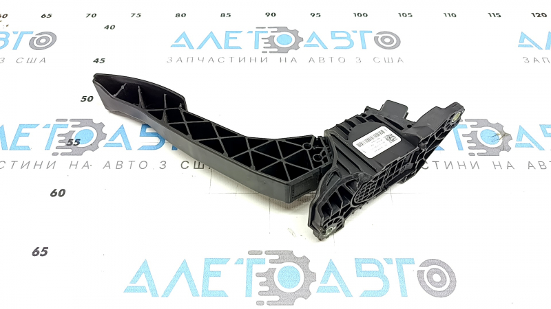 Педаль газа Ford Escape MK4 20-26