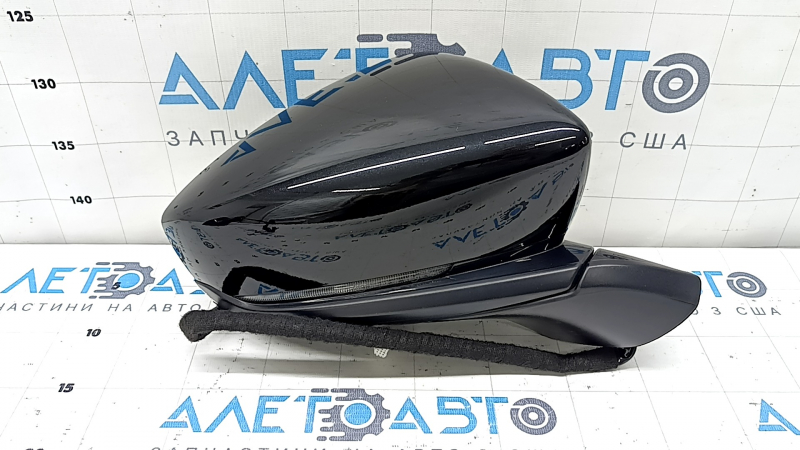 Правое боковое зеркало в сборе для Mazda CX-90 2024-2026, без дефектов.
