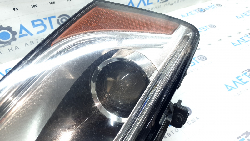 Фара передняя правая в сборе Audi Q5 8R 13-17 рест, ксенон, песок, паутинка, под полировку, царапинки