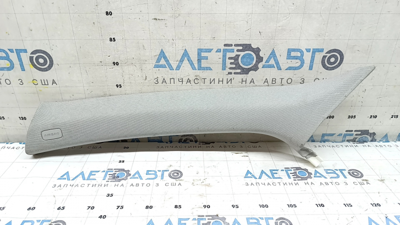 Накладка передней стойки левая Audi Q5 8R 13-17 серая, под чистку, царапины