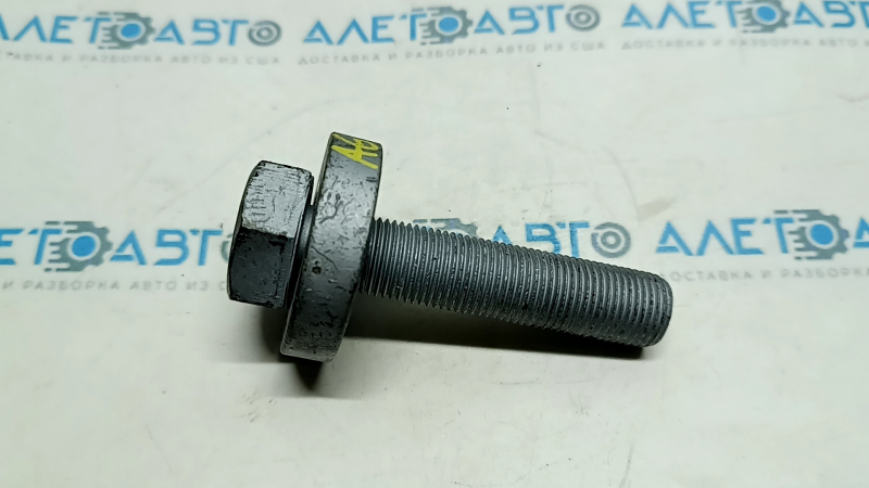 Болт шкива коленвала Audi A6 C8 19-25 3.0T