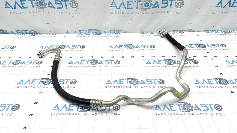 Трубка кондиционера компрессор-печка первая Mazda CX-90 24-26 PHEV без колпачка