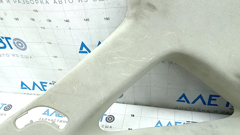 Накладка задней стойки верхняя левая Lexus RX300 RX330 RX350 RX400h 04-09 серая, царапины, под химчистку