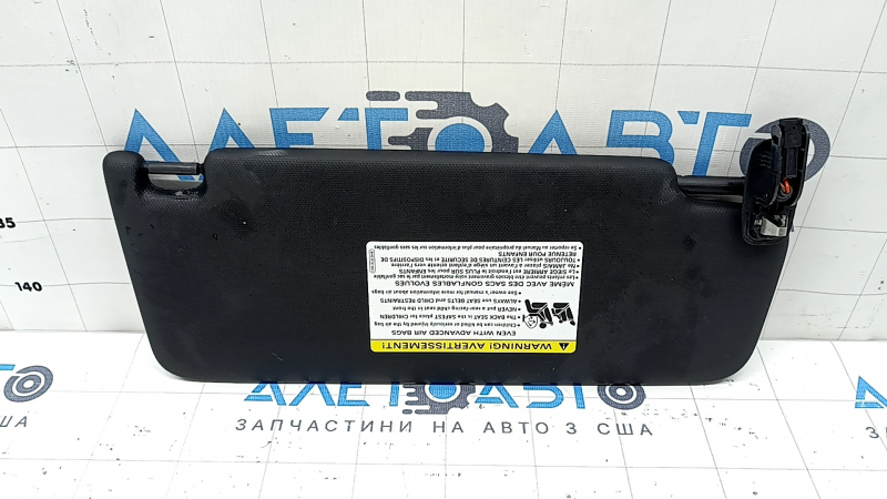 Козырек левый Audi A3 8V 17-20 4d черный, без крючка, под чистку