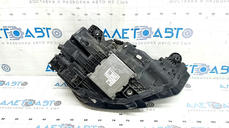 Фара передняя левая в сборе Audi A3 8V 17-20 LED с нижним креплением, под полировку