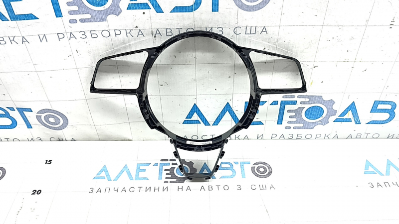 Накладка руля Audi A3 8V 17-20 черная, глянец