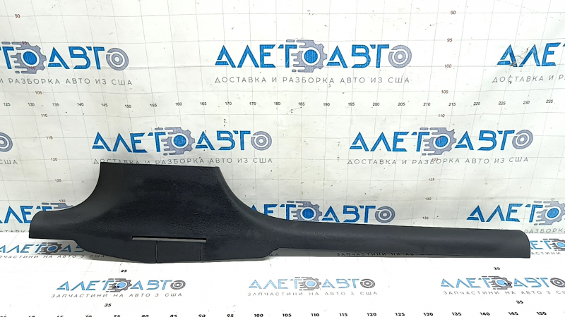 Накладка порога внутренняя левая Audi A3 8V 15-20 4d, 5d, черная, царапины