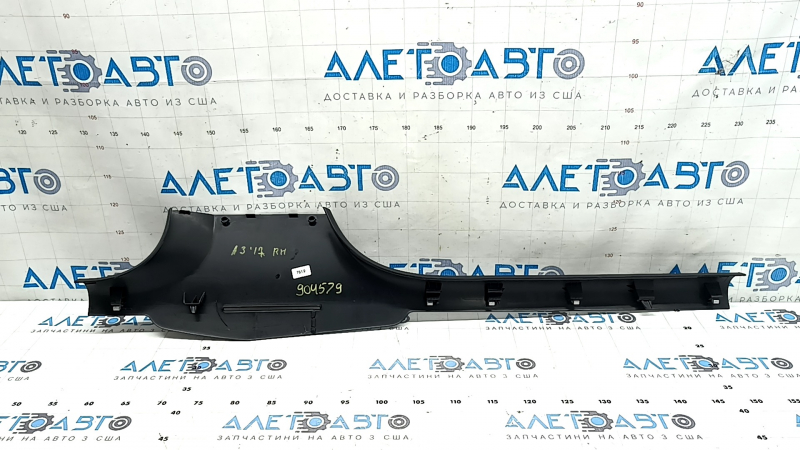 Накладка порога внутренняя правая Audi A3 8V 15-20 4d, 5d, черная, царапины