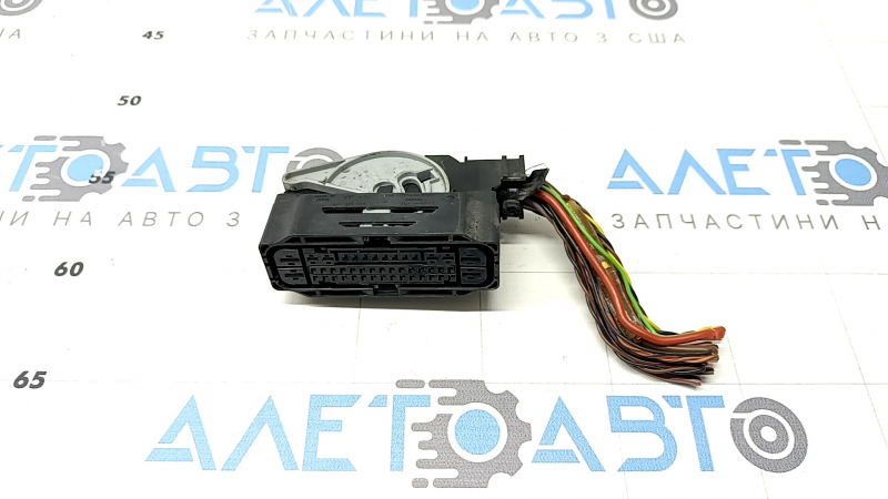 Фишка на блок ABS Audi A3 8V 15-20