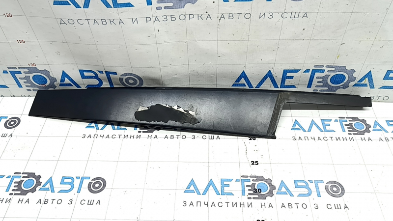 Накладка двери боковая передняя правая Jeep Cherokee KL 14-23 полезло покрытие