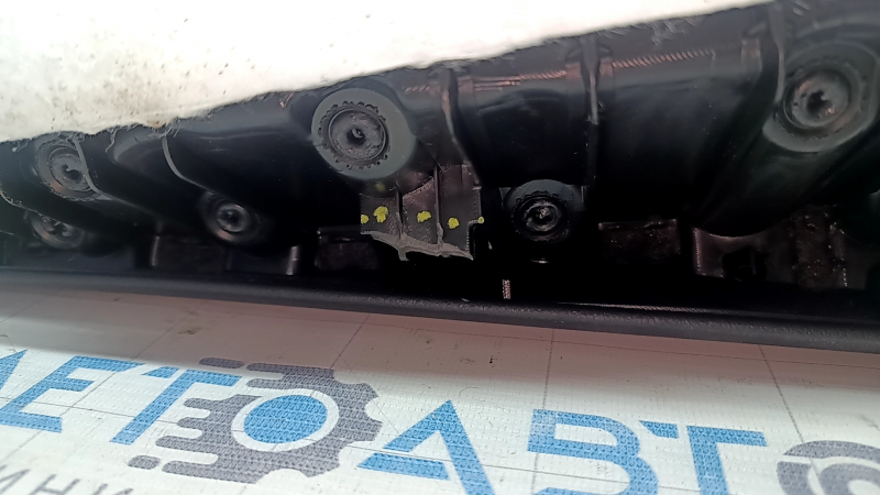 Обшивка арки задняя правая верхняя BMW X7 G07 19-22 кожа Vernasca, Schwarz, вставка под дерево Fineline/metal с молдингом, подлокотник черная кожа, примято, царапины, тычки, сломаны крепления