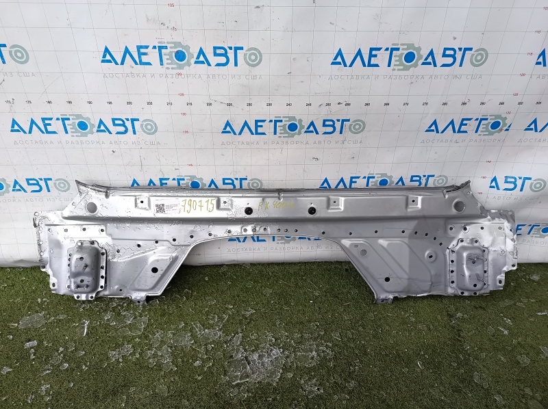 Задняя панель Lexus RX300 RX330 RX350 RX400 04-09 высверлена