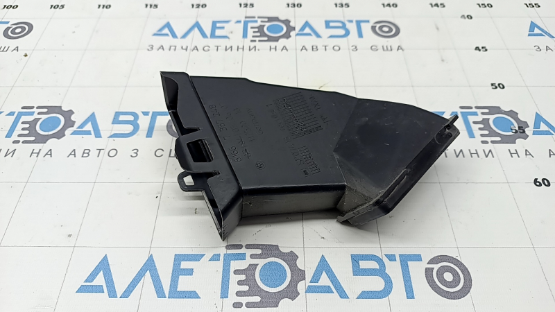 Водосток решетки дворников нижний правый BMW 5 G30 17-23