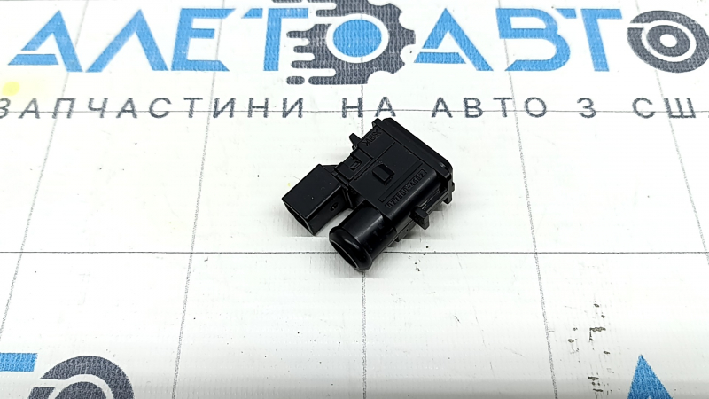 Датчик температуры воздуха в салоне Toyota Camry v40