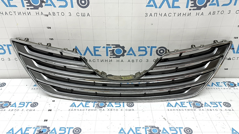 Решетка радиатора grill Toyota Camry v40 07-09 hybrid, хром, песок