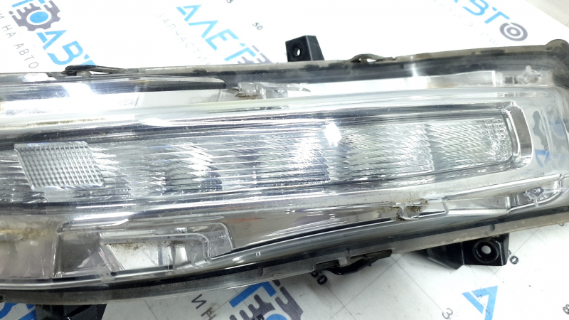 Поворотник дхо/drl правый Ford Mustang mk6 18-23 рест LED песок, потёрт