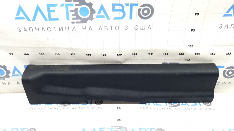 Накладка порога внутренняя правая Ford Mustang mk6 15-23 черная, потёрта, царапины