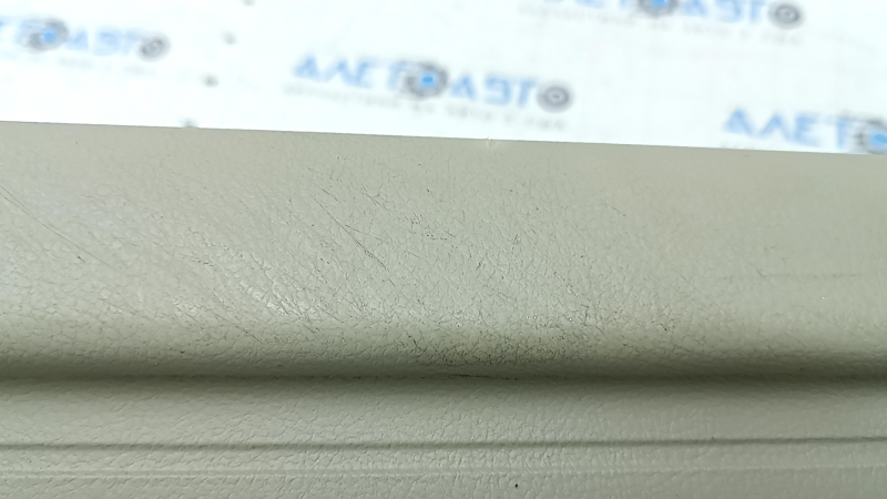 Накладка порога передняя левая Toyota Camry v40 бежевая, сломано крепление, побелел пластик, царапины