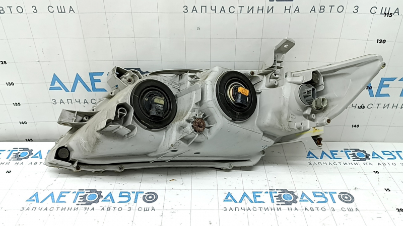 Фара передняя правая Toyota Camry v40 07-09 hybrid, галоген, под полировку