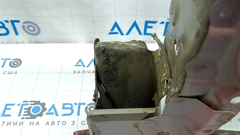 Телевизор панель радиатора в сборе Toyota Camry v40 надрывы, ржавый