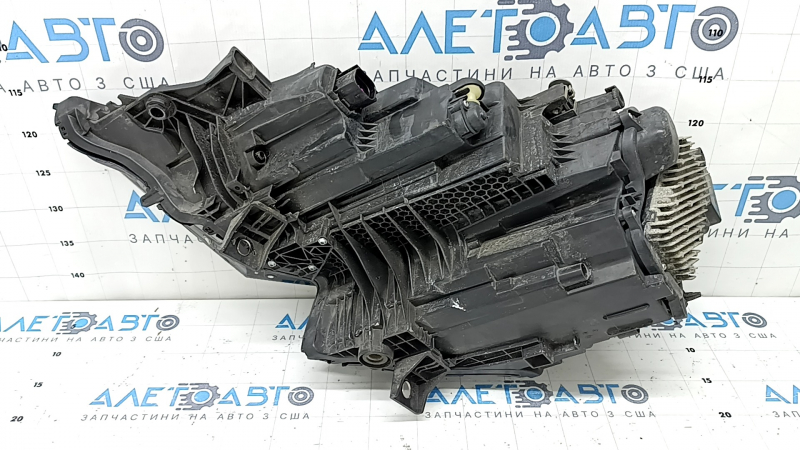Фара передняя правая в сборе Audi Q8 19-26 LED, Matrix beam