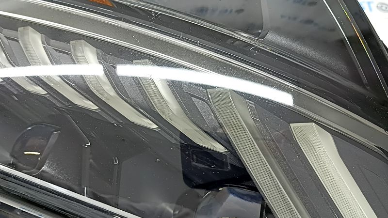 Фара передняя правая в сборе Audi Q8 19-26 LED, Matrix beam