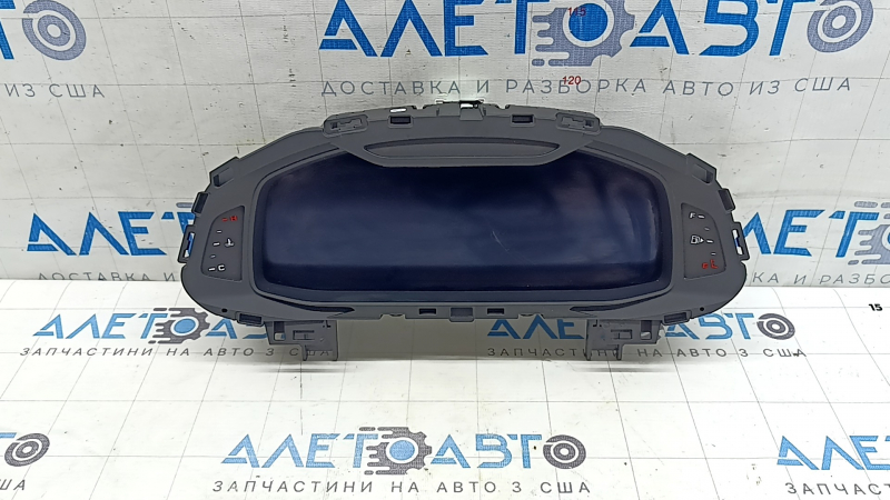 Щиток приборов Audi Q8 19-20 88к, царапины