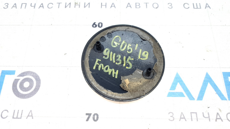 Эмблема значок капота BMW X5 G05 19-26 песок, полезло покрытие