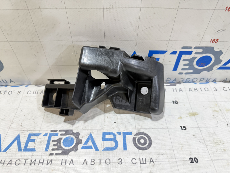 Крепление заднего бампера правое Subaru Forester 25-26