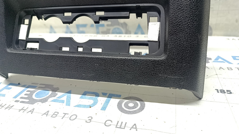 Накладка центральной консоли задняя BMW X5 G05 19-25 черная, царапины