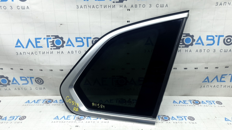 Боковая форточка для BMW X5 G05 2019-2026, вид снаружи.