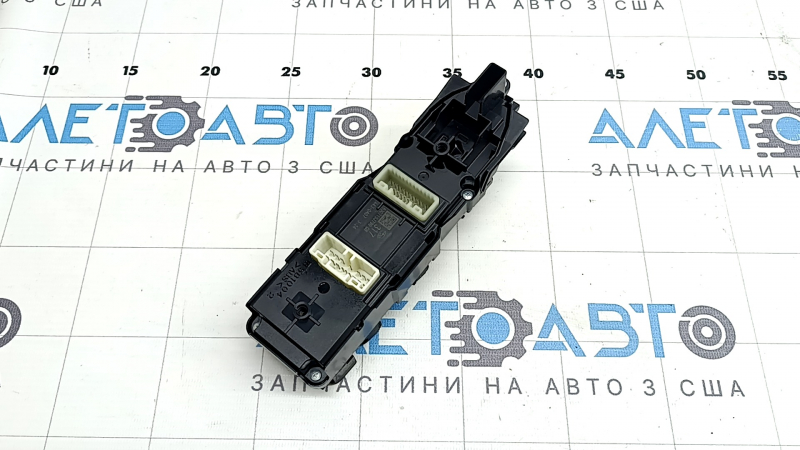Управление стеклоподъемником передним левым Subaru Forester 19-24 SK хром, 2 auto