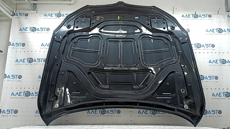 Капот голый BMW 7 G11 G12 16-19 алюминий, графит B41, вмятины