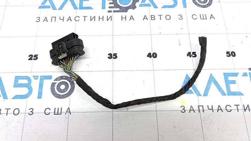 Фишка датчика слепых зон BSM левая BMW 7 G11 G12 16-19 13 пинов
