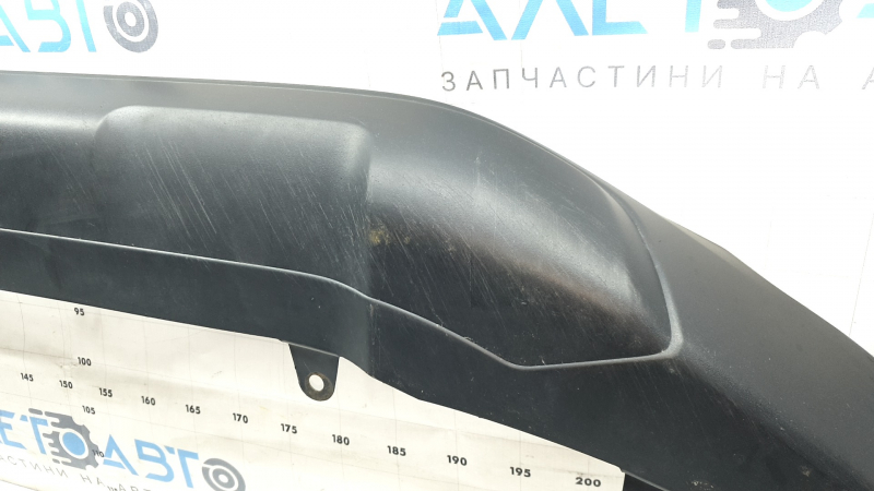 Губа переднего бампера Toyota Rav4 19-24 структура, царапины, потёрта